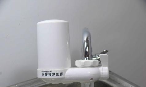 如何解决净水器接口漏水问题（快速排除净水器接口漏水的方法）  第1张