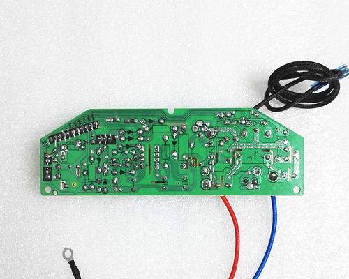 电饭煲指示线路板修理方法及注意事项（详解电饭煲指示线路板的故障原因和修理技巧）  第1张